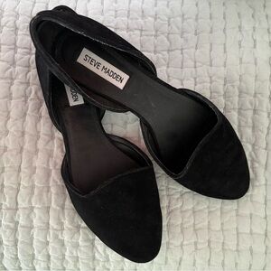 Steve Madden Black Velvet Flats